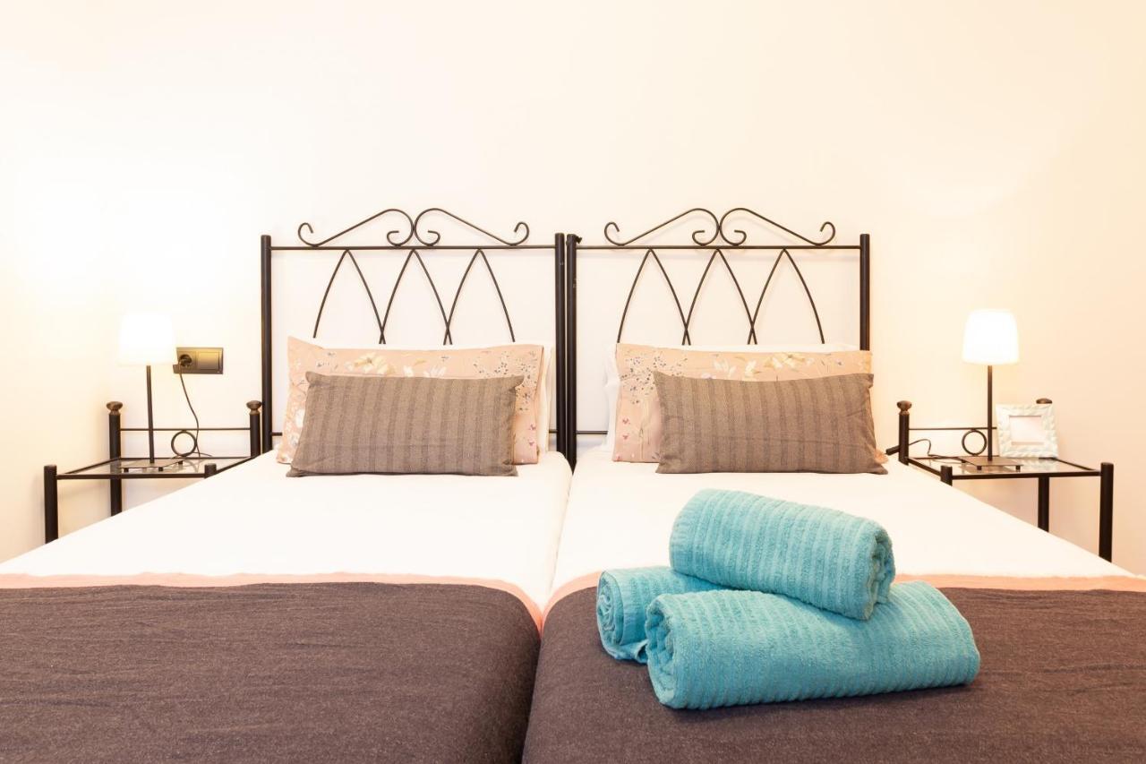 Sea & Wave Carreteria Apartment Málaga Esterno foto